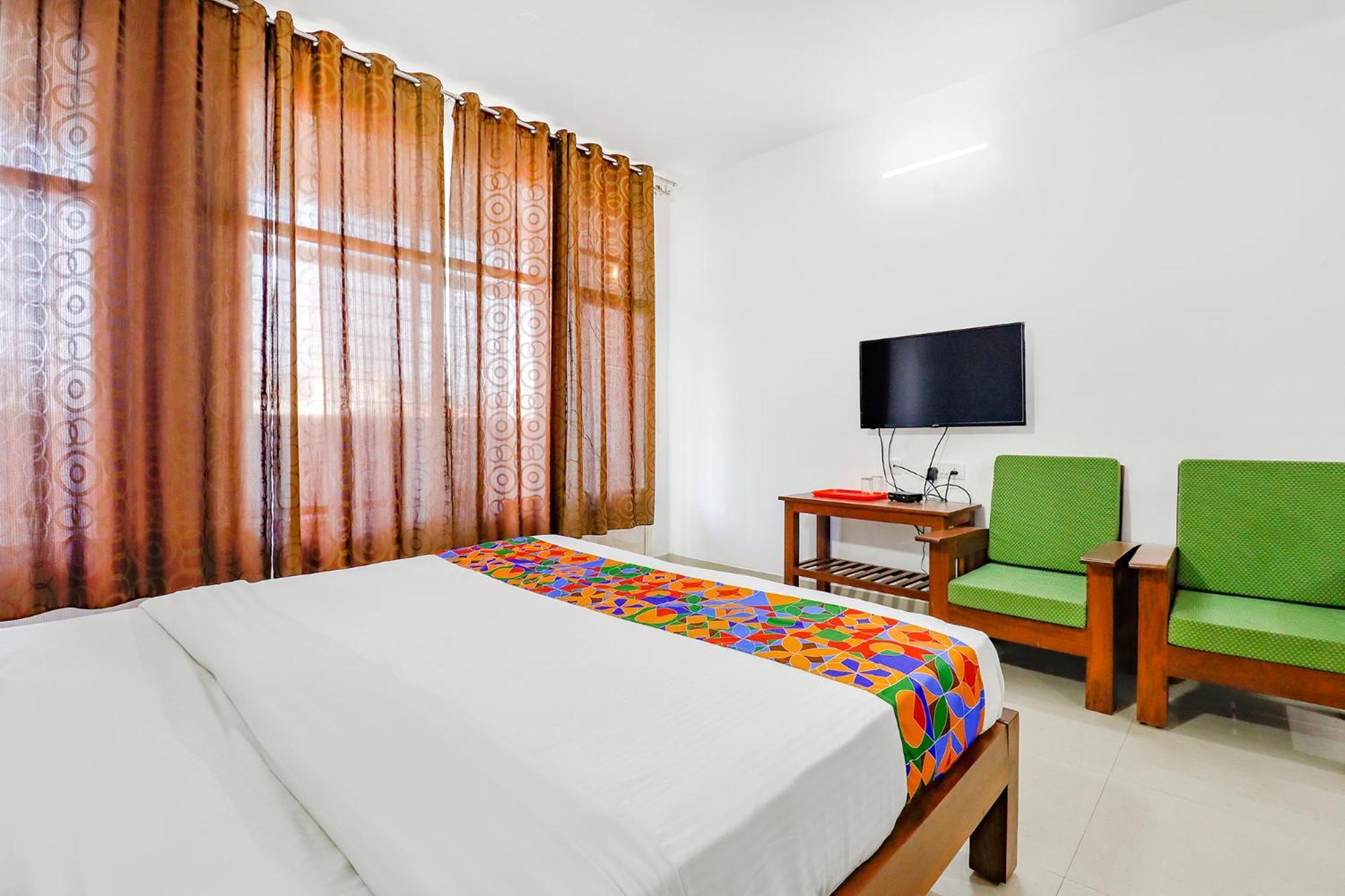 FabHotel Raj Residency Madikeri Eksteriør billede