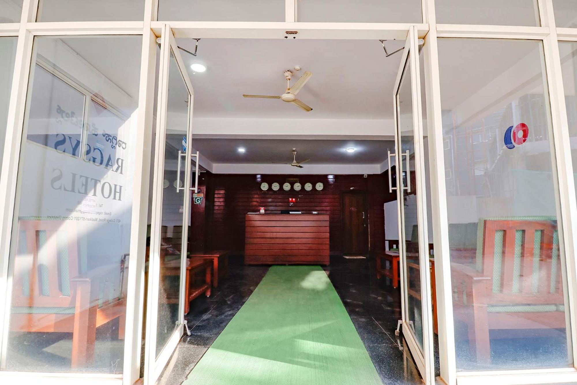 FabHotel Raj Residency Madikeri Eksteriør billede