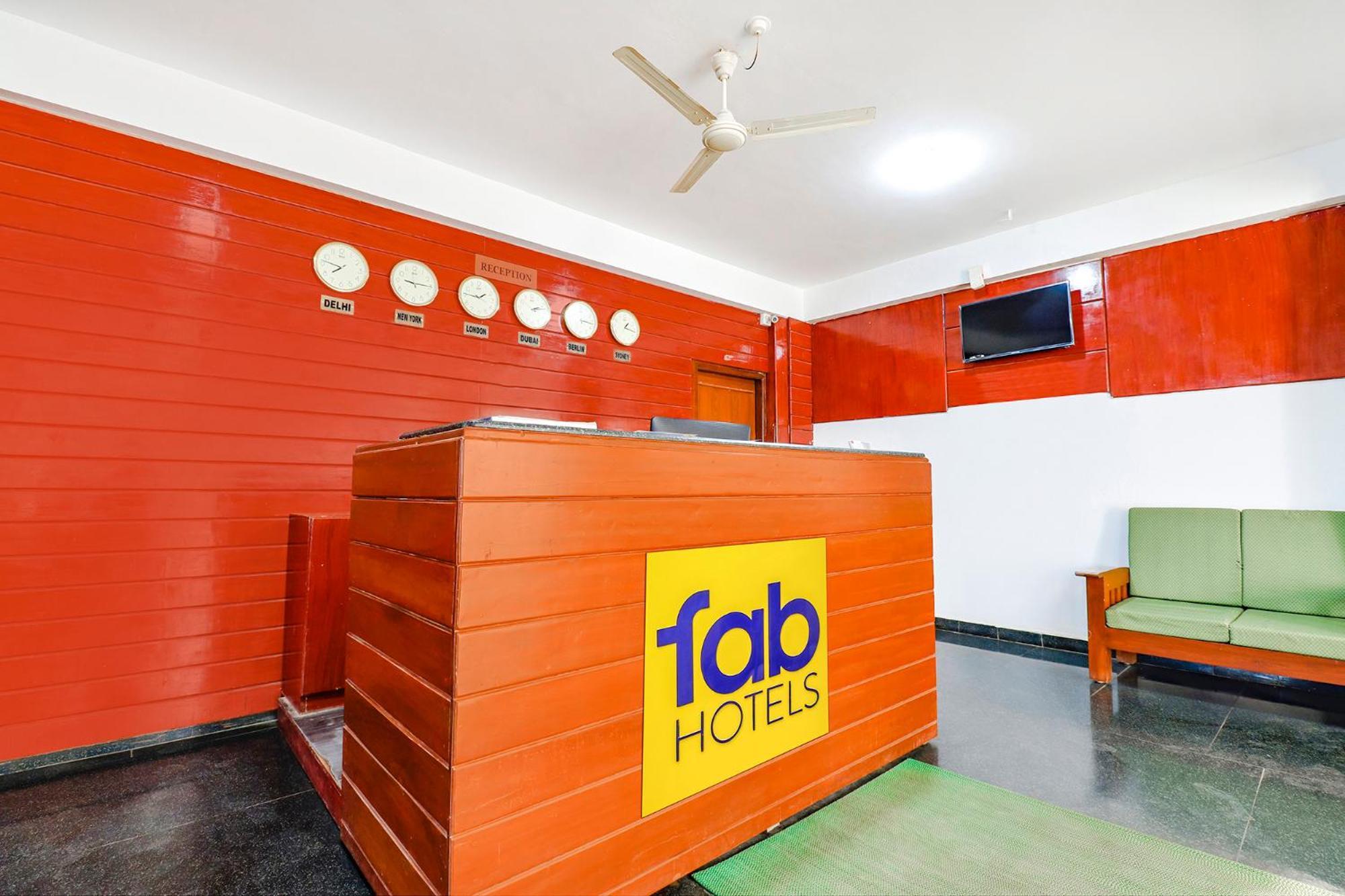FabHotel Raj Residency Madikeri Eksteriør billede